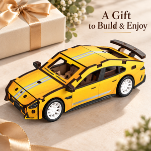 EN-0090-C-01 - EN-0090-C-01 06 Gift Scene